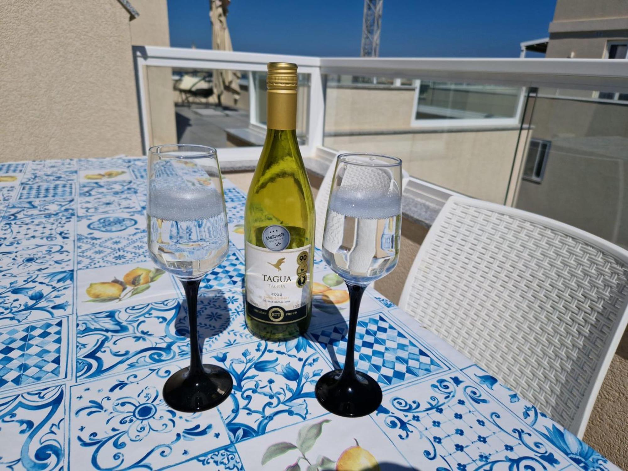 Sea View New Penthouse Terrace & Garage Parking Apartamento St. Paul's Bay Exterior foto