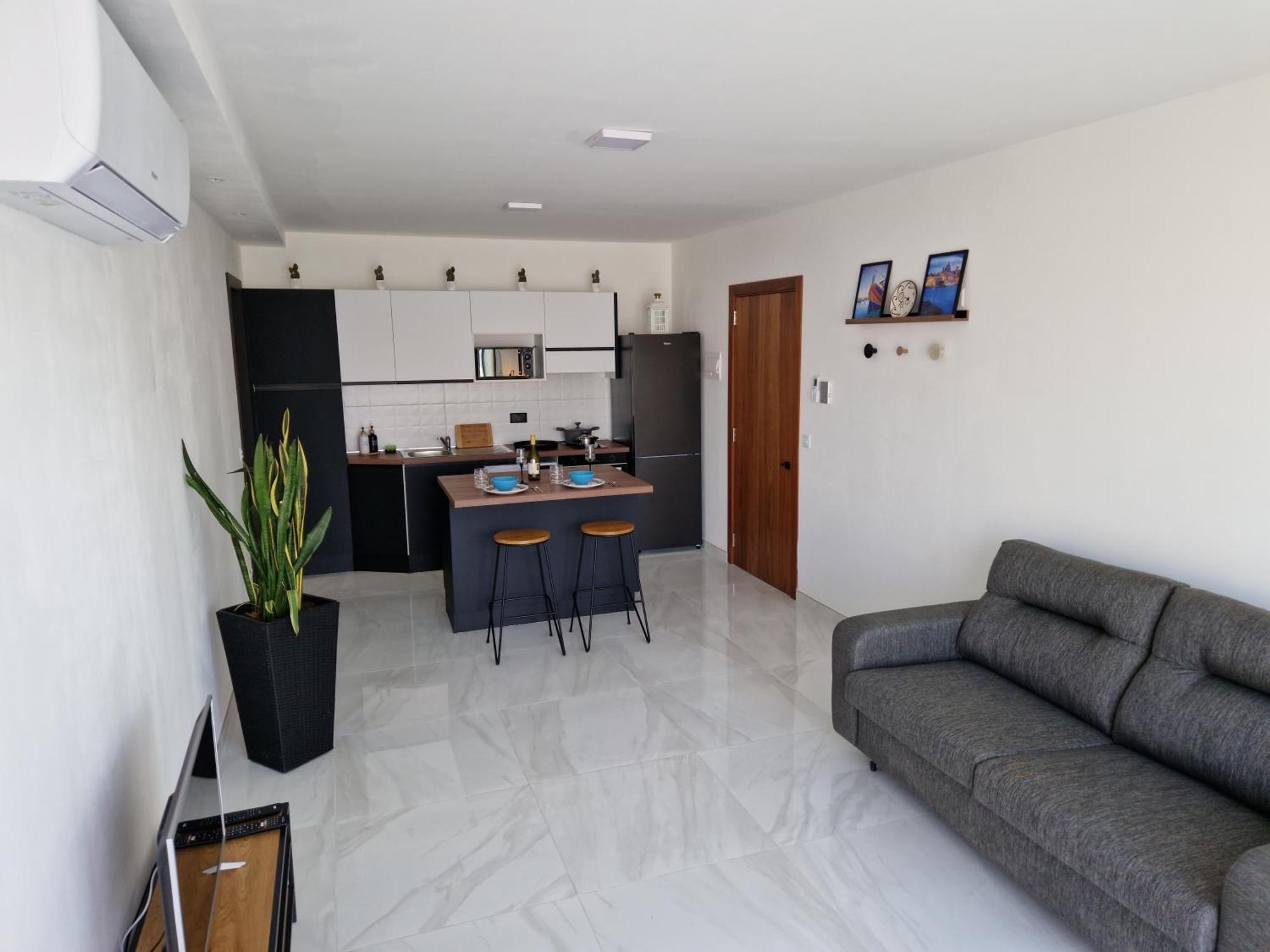 Sea View New Penthouse Terrace & Garage Parking Apartamento St. Paul's Bay Exterior foto