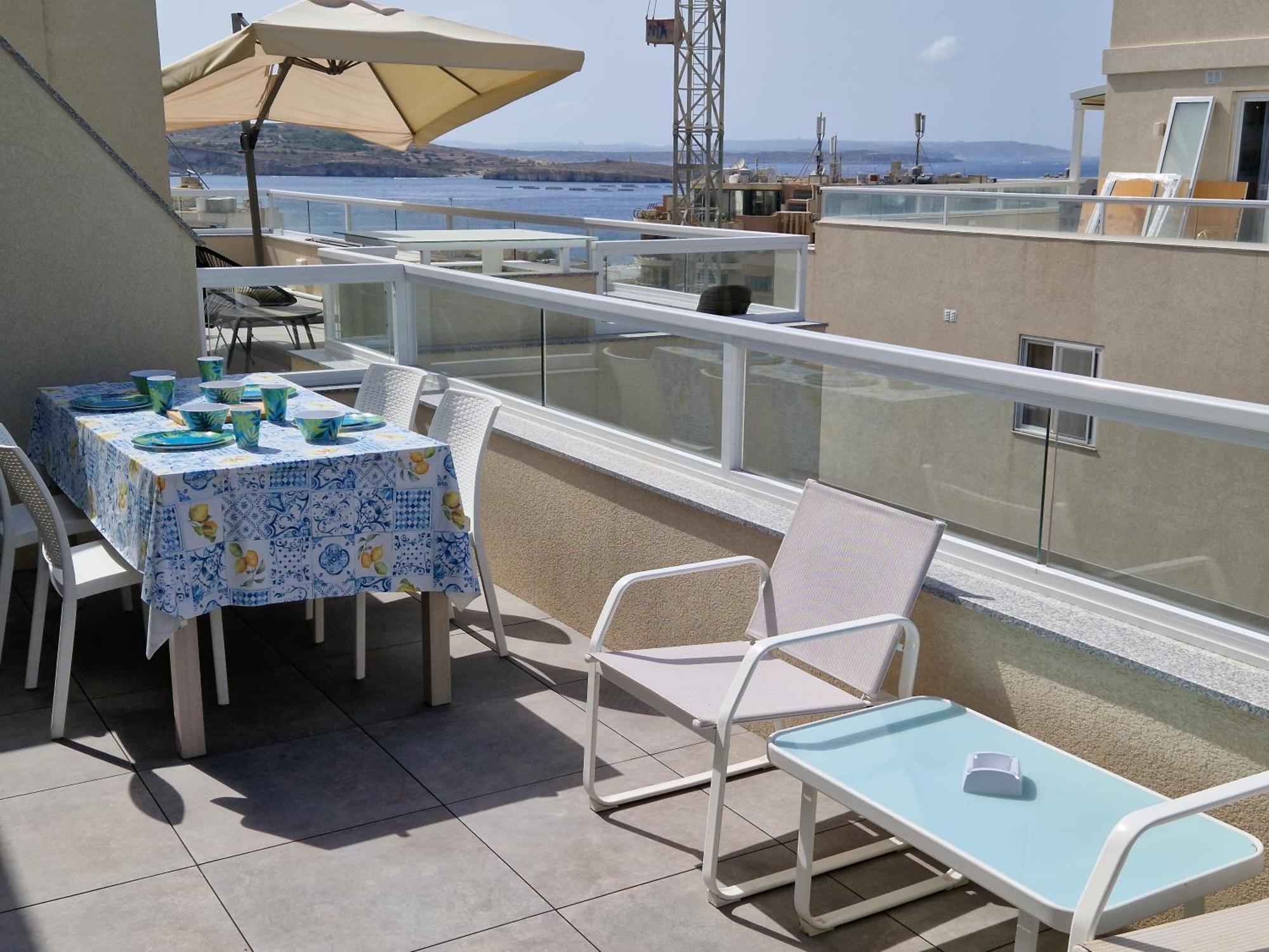Sea View New Penthouse Terrace & Garage Parking Apartamento St. Paul's Bay Exterior foto