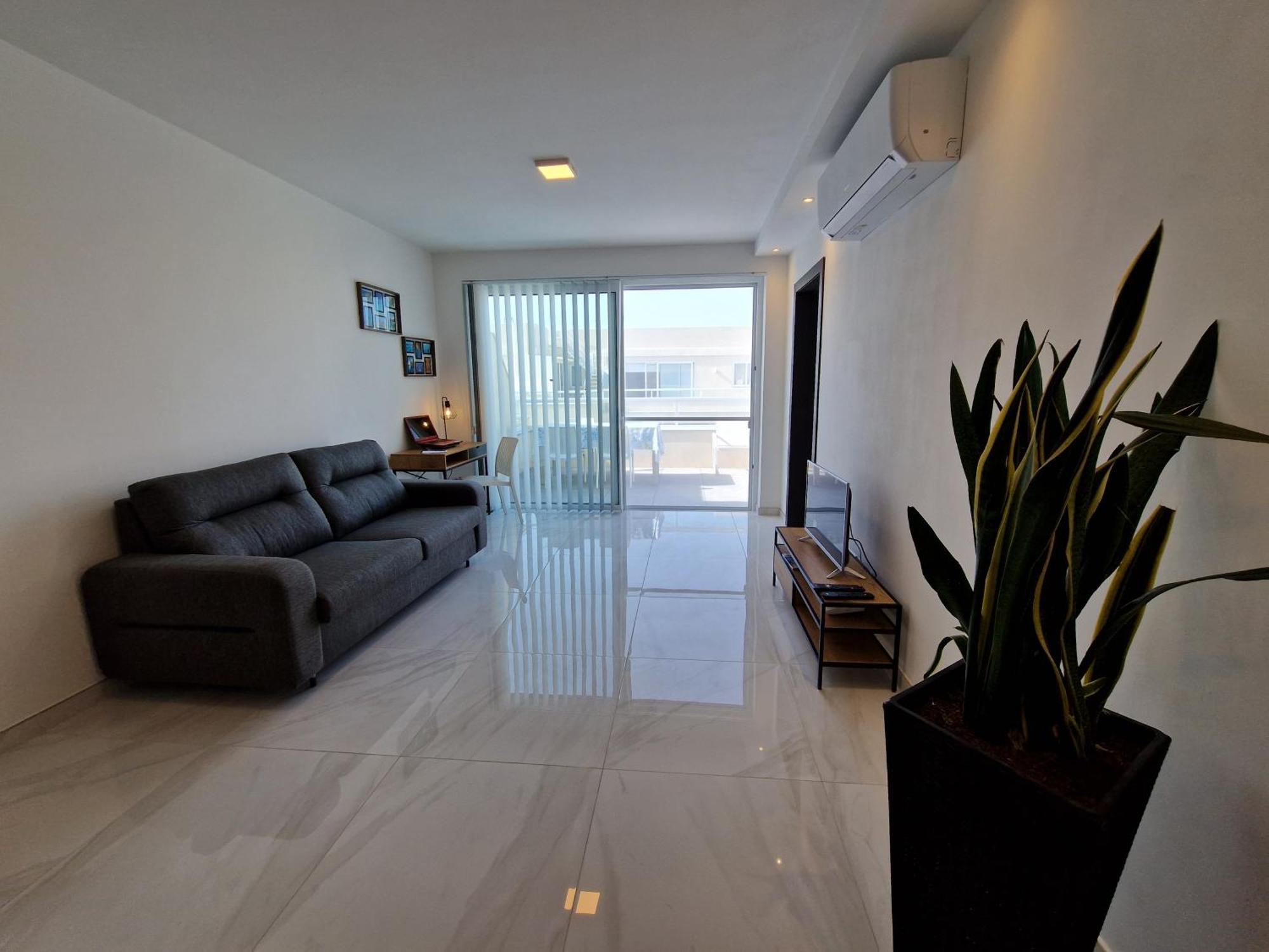 Sea View New Penthouse Terrace & Garage Parking Apartamento St. Paul's Bay Exterior foto