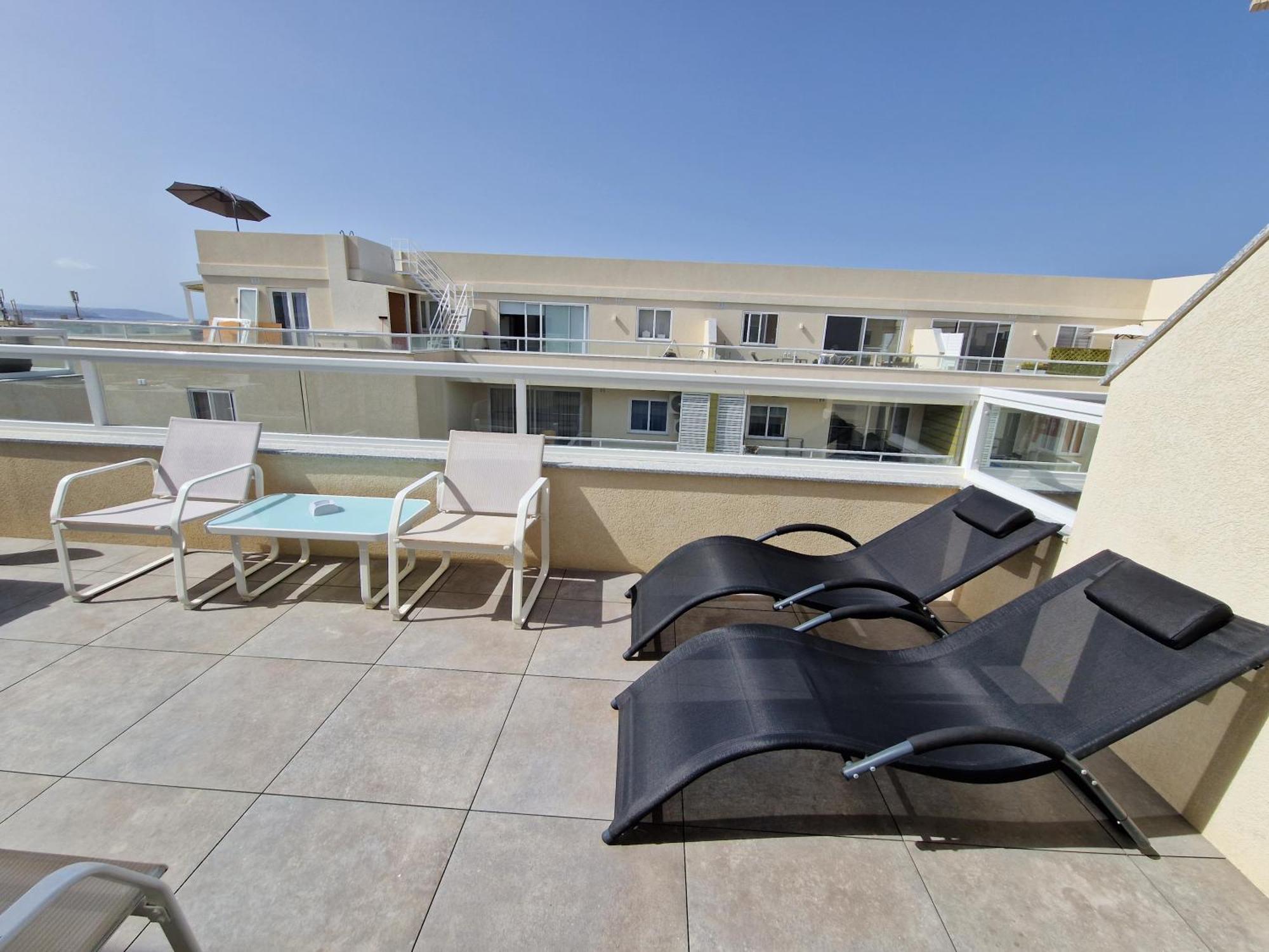 Sea View New Penthouse Terrace & Garage Parking Apartamento St. Paul's Bay Exterior foto
